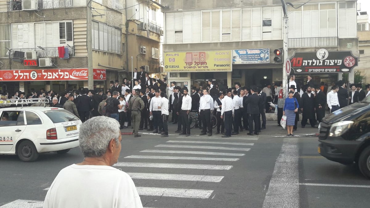 הפגנת 'הפלג' בב"ב: שוטרים ומפגינים פצועים, 15 עצורים