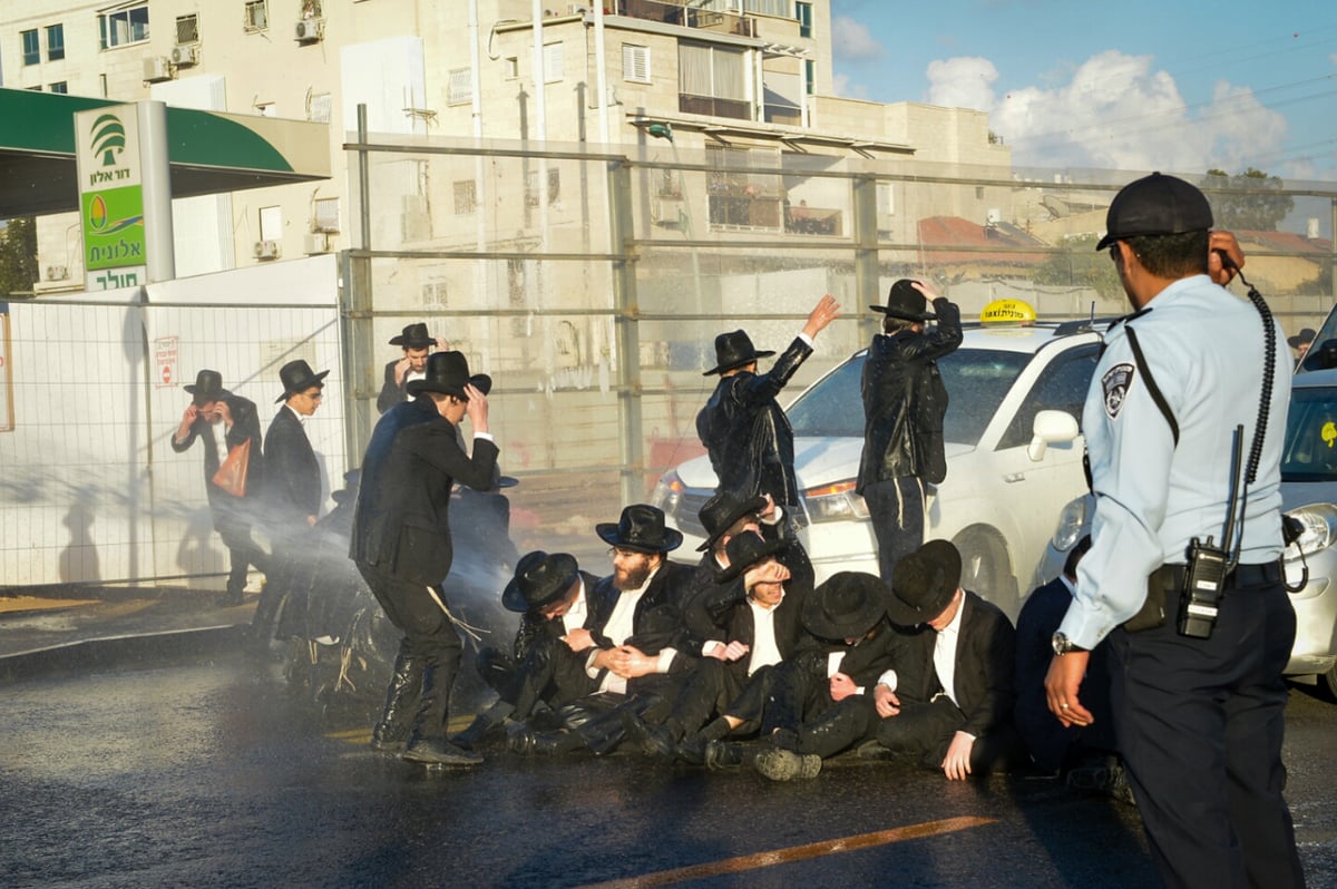 הפגנת 'הפלג', העימותים והמעצרים • גלריה