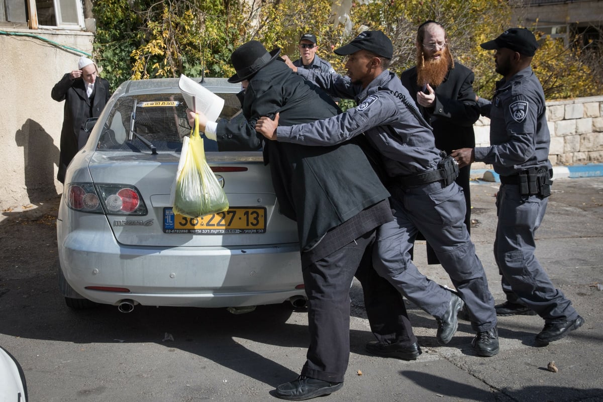 לאחר הפגנות 'העדה' מול לשכת הגיוס: בעל קו נייעס נעצר