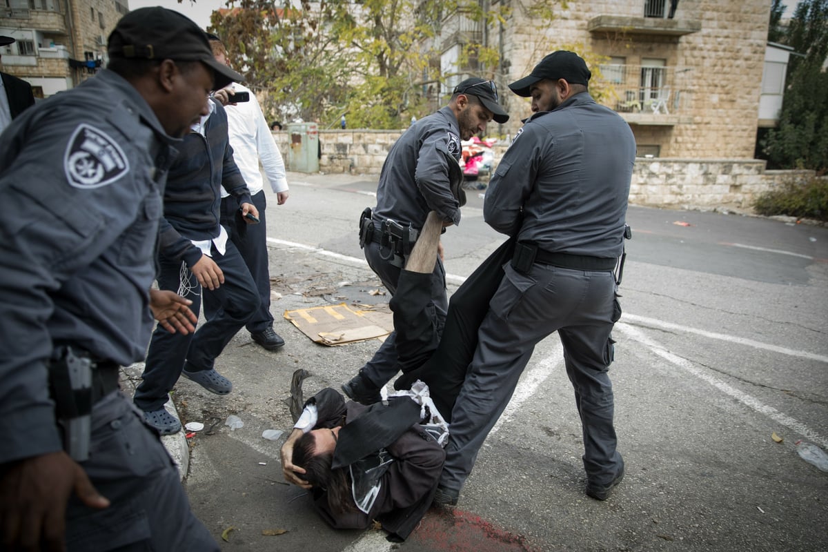 לאחר הפגנות 'העדה' מול לשכת הגיוס: בעל קו נייעס נעצר