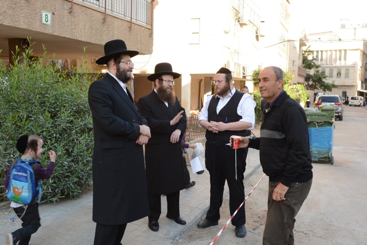 צפו בתמונות: משב"ק הרבי מסאטמר מבקר בישראל