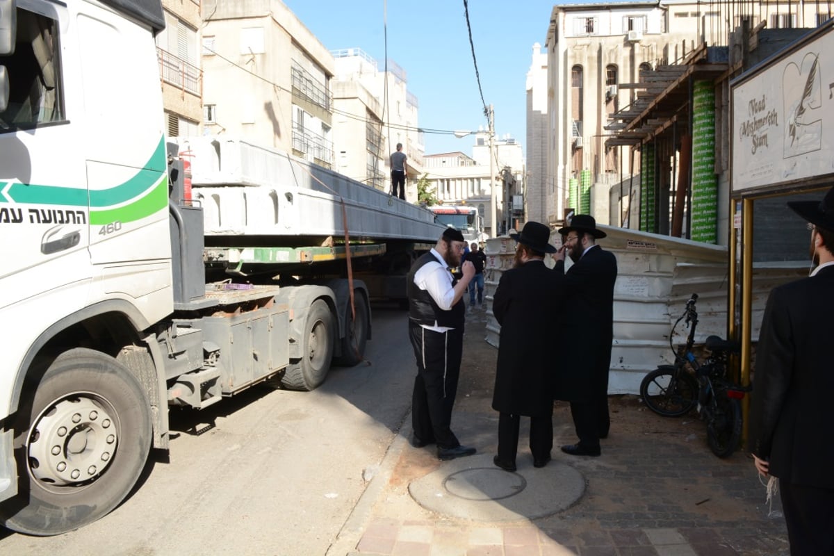 צפו בתמונות: משב"ק הרבי מסאטמר מבקר בישראל