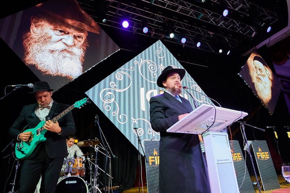 החגיגה המרכזית במוסקבה לכבוד 'חג הגאולה' • צפו