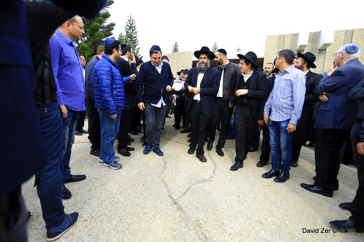 תיעוד דומע: מסע הלווית בני משפחת אזן ז"ל