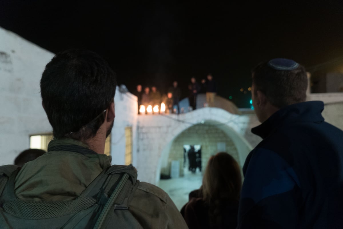 נר אחרון בקבר יוסף עם לוחמי גדוד שקד  וחטיבת שומרון • צפו