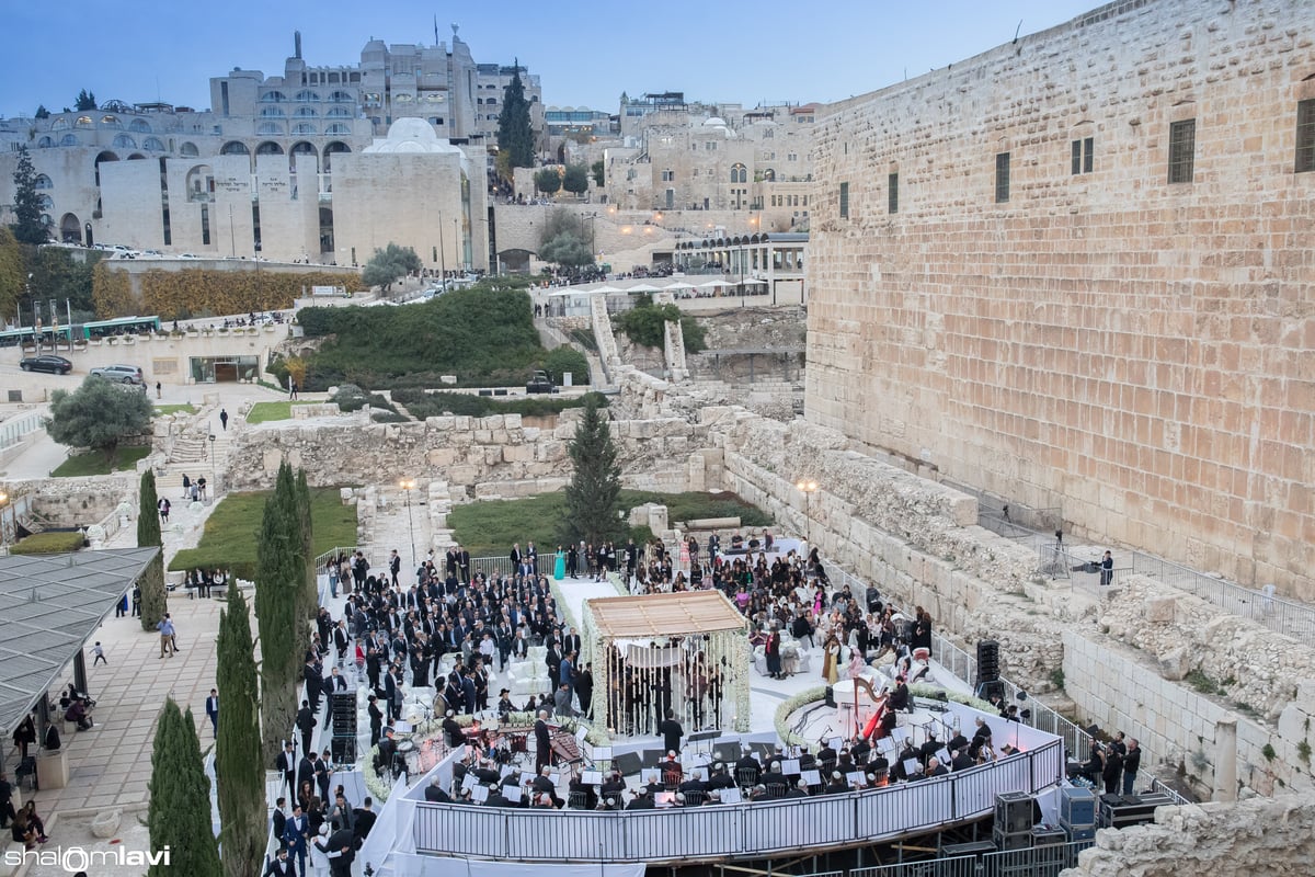 בירושלים נערכה החתונה היהודית הגדולה בעולם