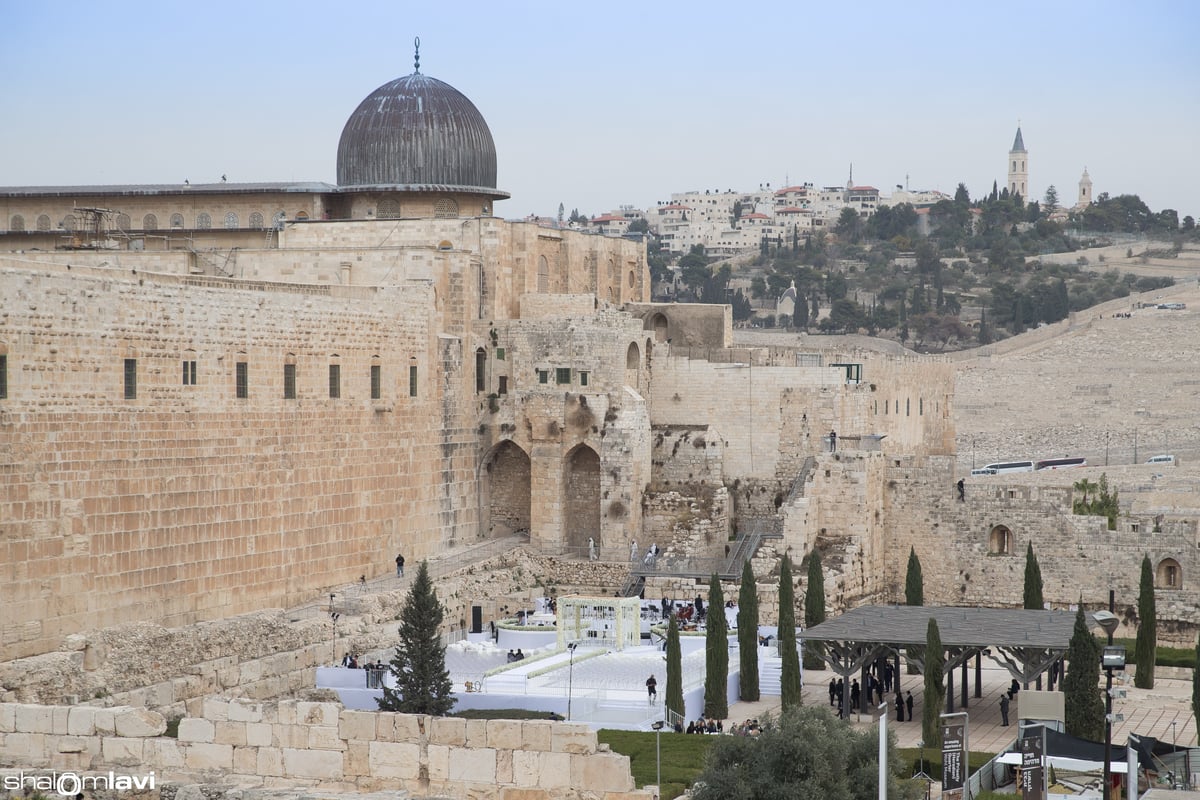 בירושלים נערכה החתונה היהודית הגדולה בעולם