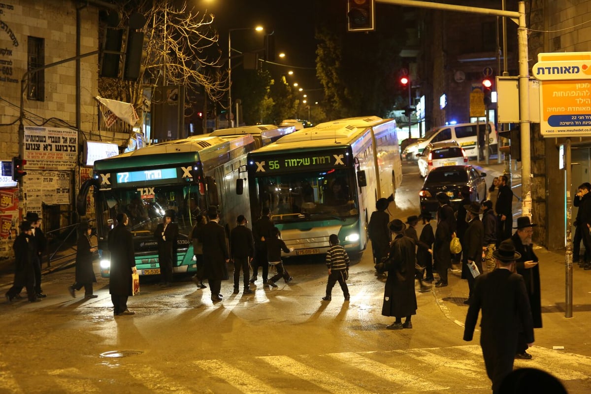 'העדה החרדית' זועקת: "הופכים את קבר הרשב"י לאתר תועבה"