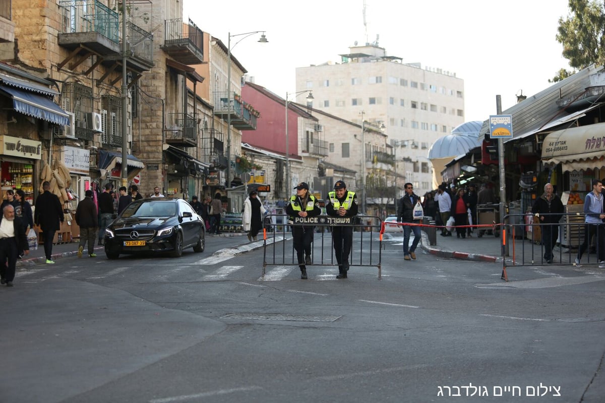 עובדי התברואה סיימו לשבות ומפנים את האשפה • צפו