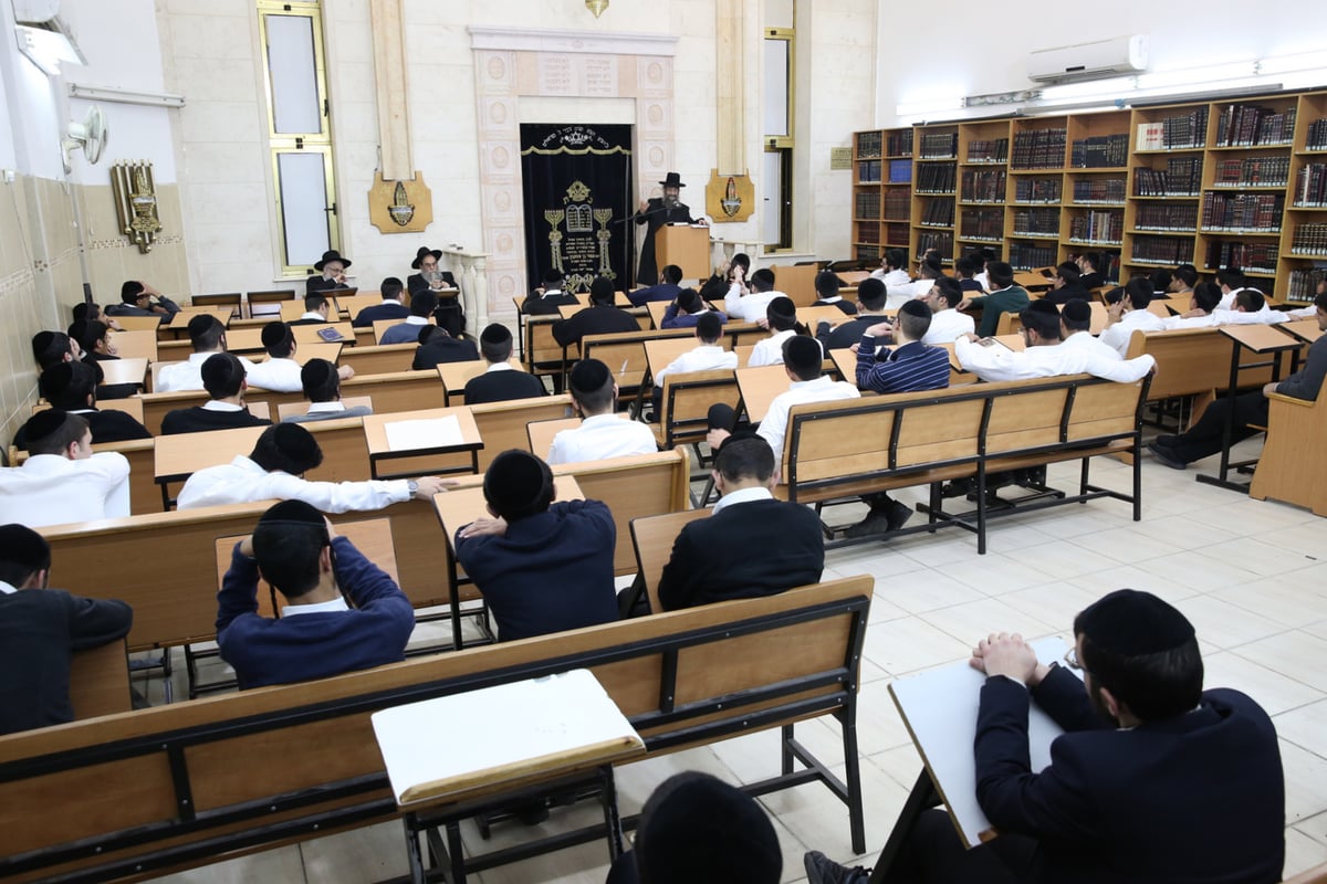 בישיבת 'אור אליצור' ספדו למרן הרב שטיינמן זצ"ל • צפו