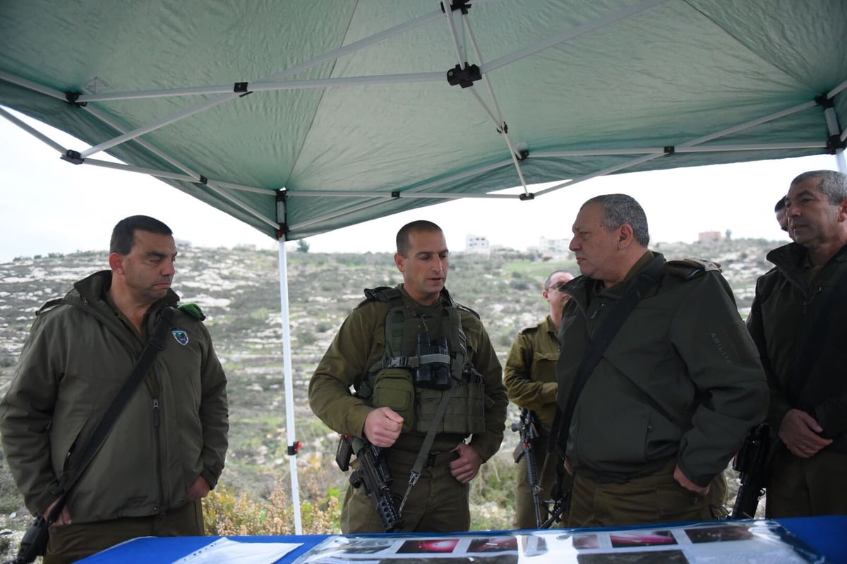 פעילי ימין לרמטכ"ל בזירת פיגוע הירי: "למה זה מגיע לנו?"