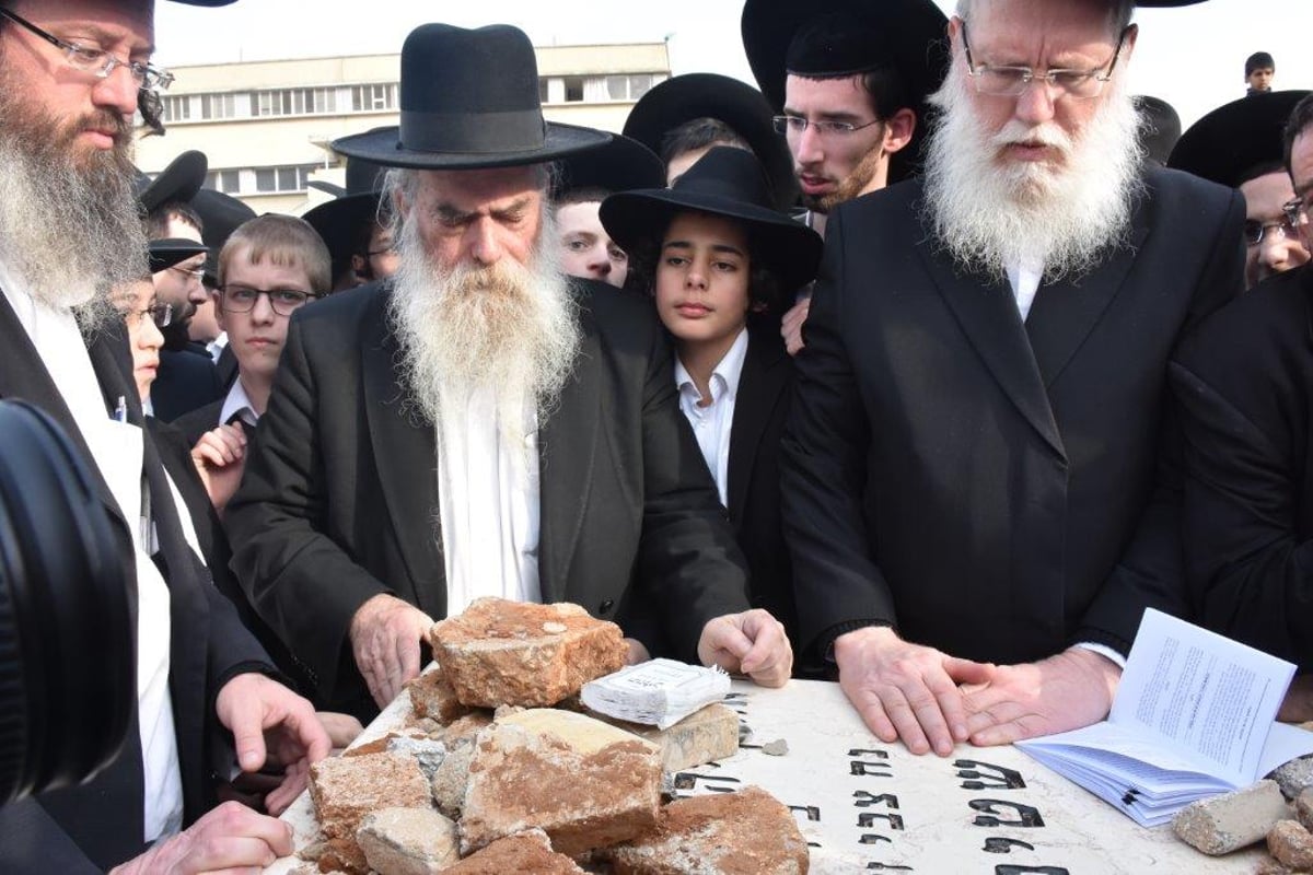 העלייה לציון מרן הרב שטיינמן זצ"ל • גלריה