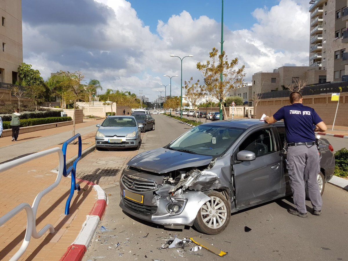 בן 16.5 נהג ללא רישיון ופצע 3 בני משפחה