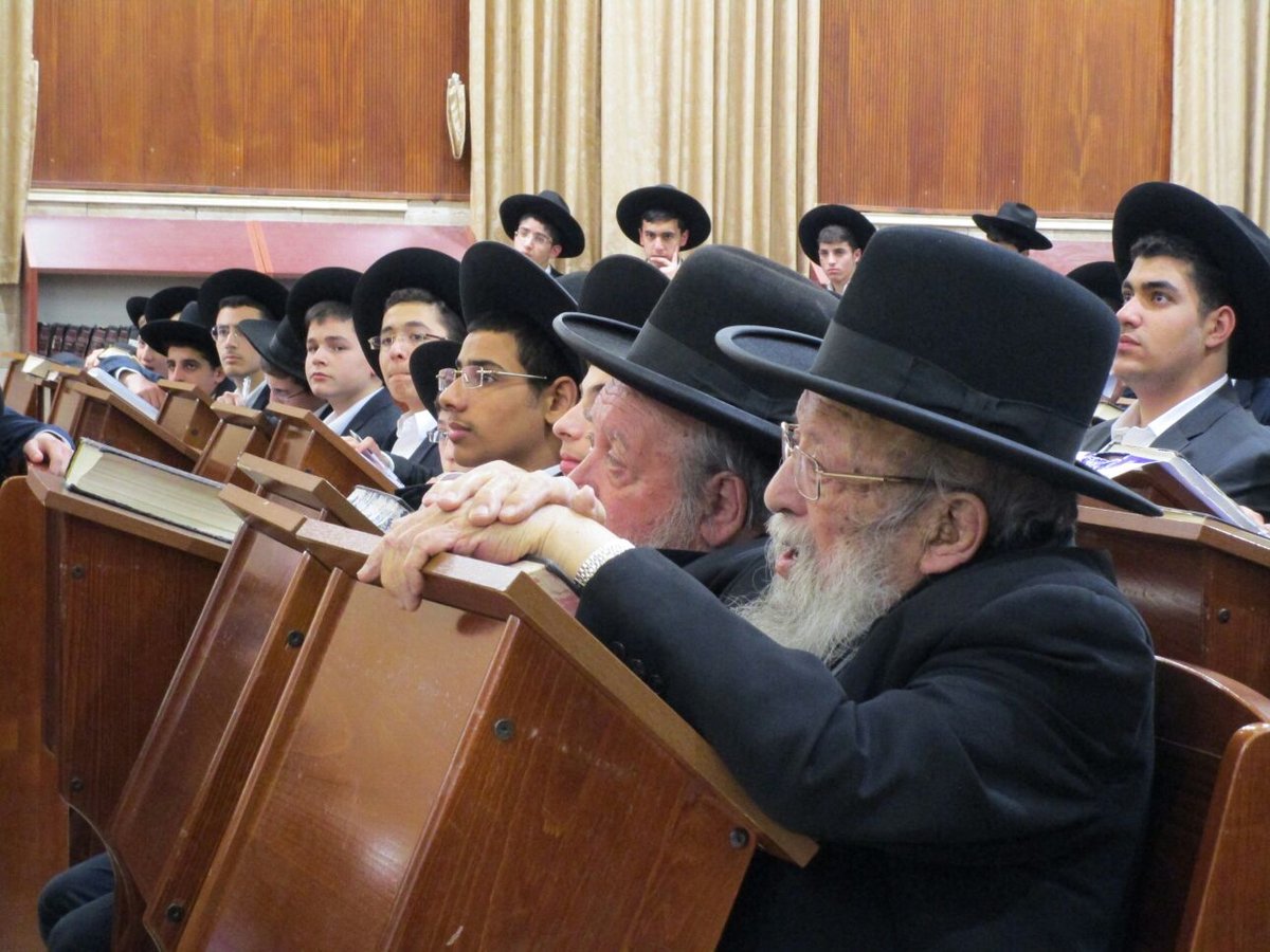 יארצייט למשגיח זצ"ל • תיעוד מהעצרת ב'עטרת ישראל'