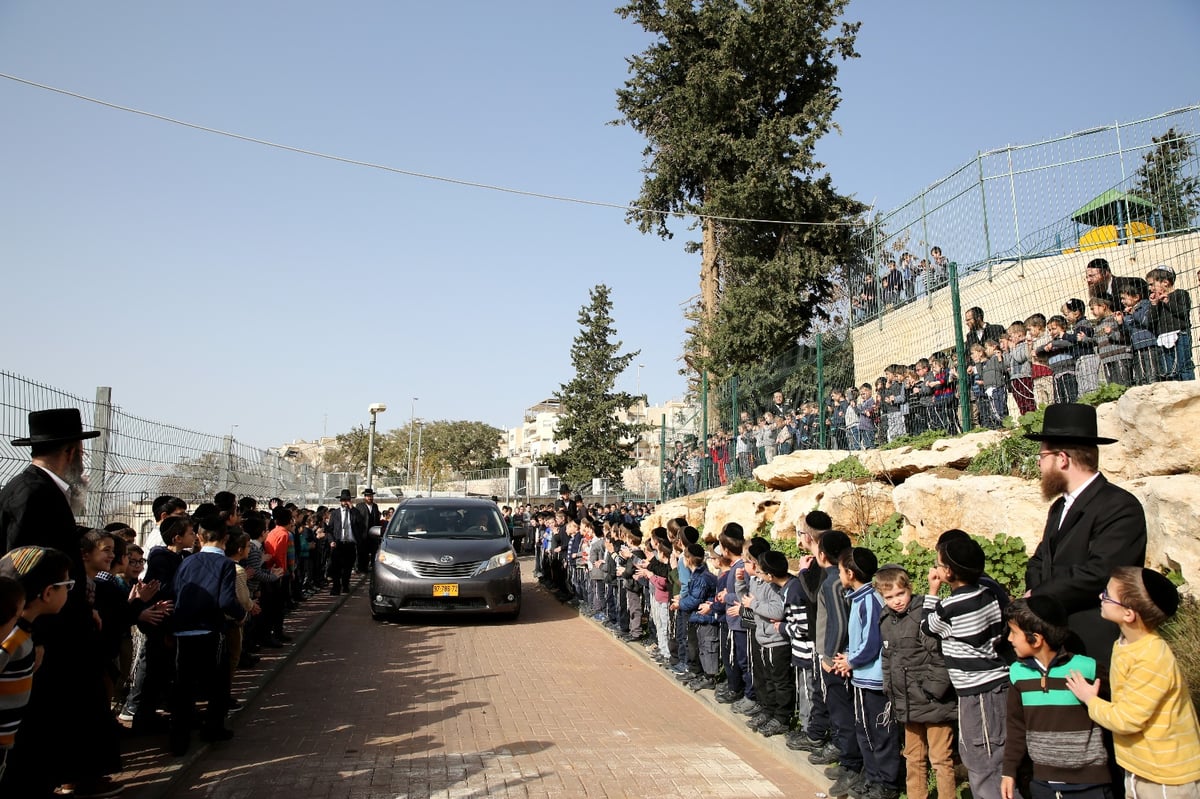 עם נהגו של מרן הגראי"ל שטיינמן: הגר"ד לנדו ביקר בירושלים