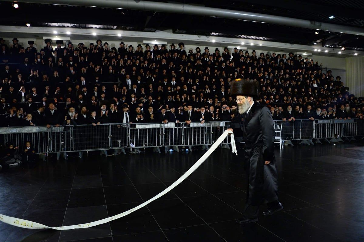 תיעוד ענק: חתונת בן האדמו"ר מסאדיגורא