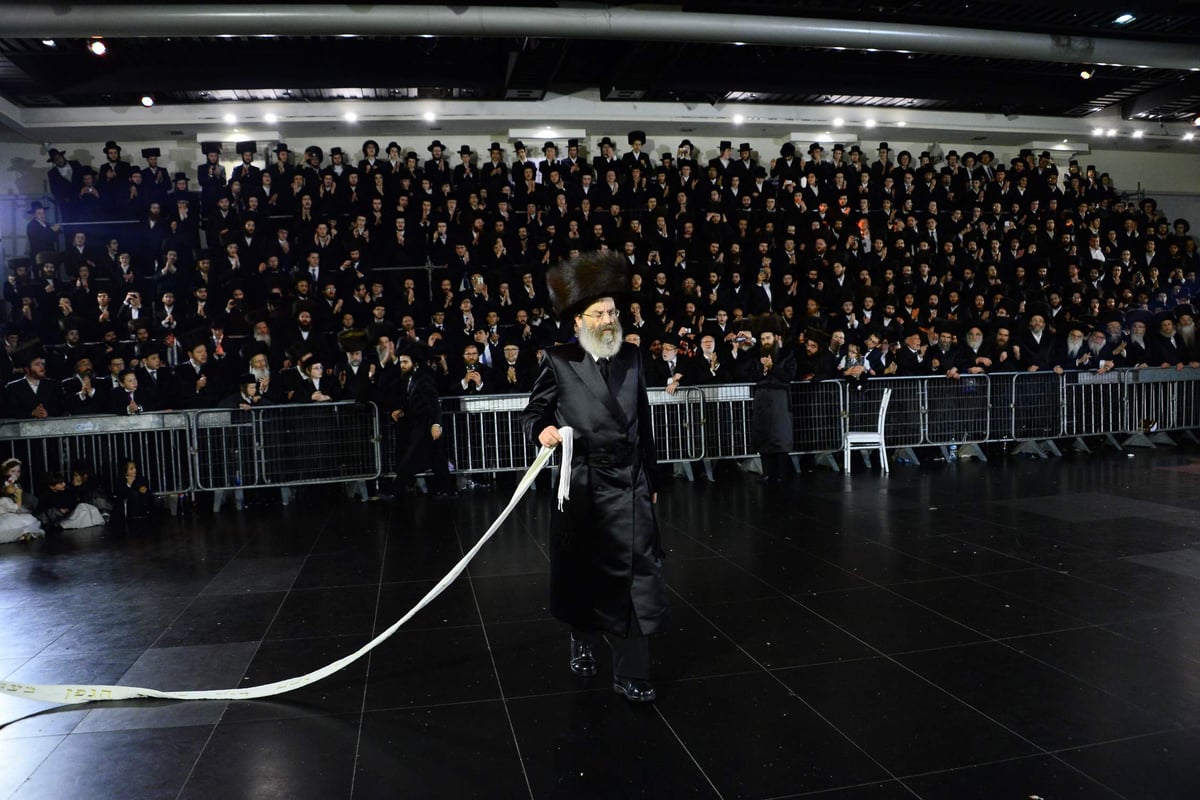 תיעוד ענק: חתונת בן האדמו"ר מסאדיגורא