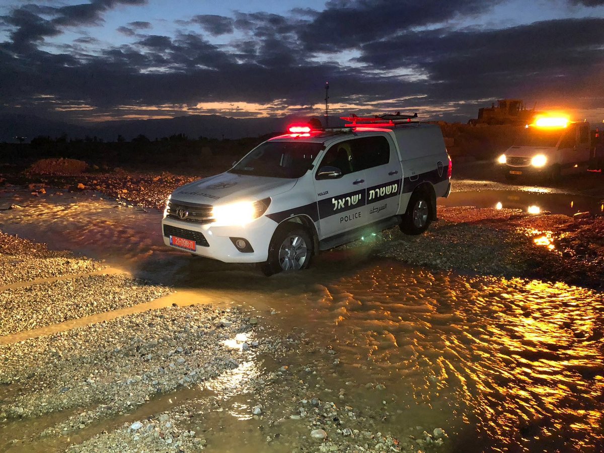 שלג החל ליד צפת: המשטרה סגרה כבישים