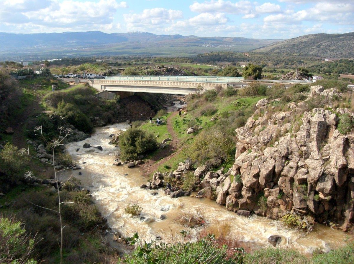 השלג ברמת הגולן והזרימות העזות בנחלי הצפון • צפו