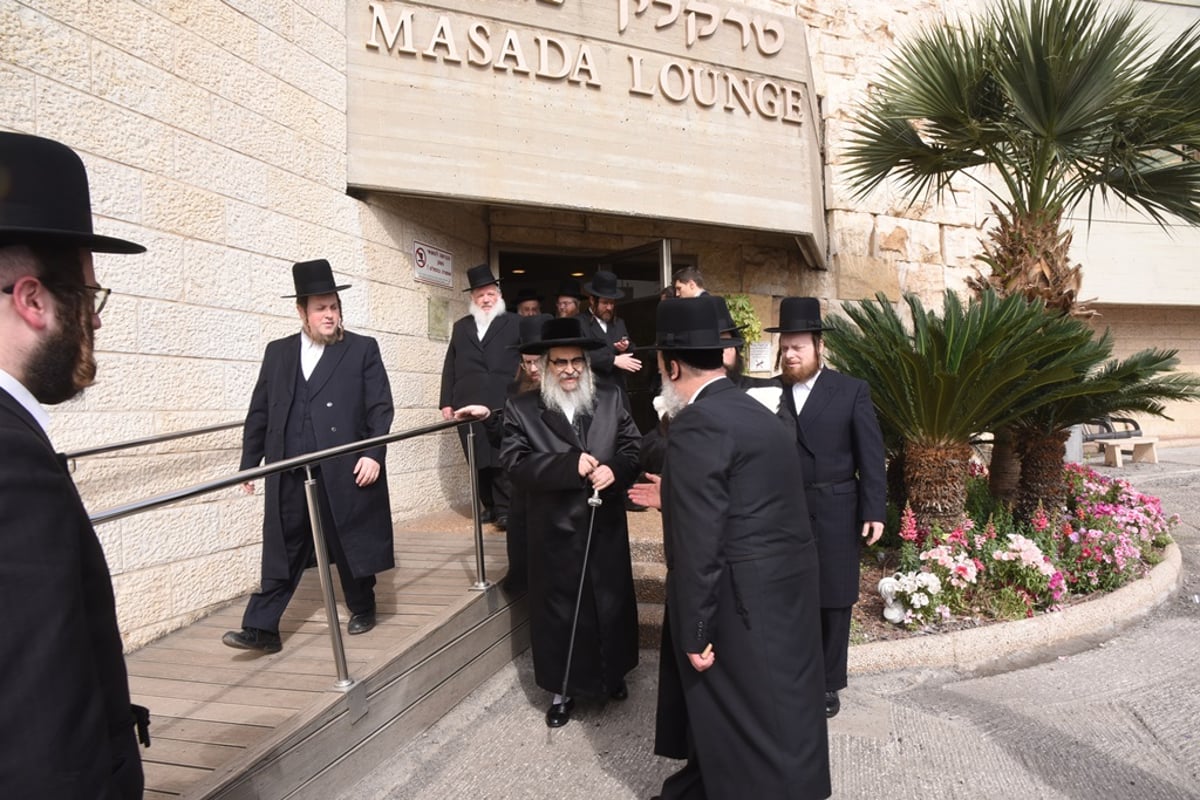 ביקור הרבי מסאטמר בישראל • צפו בגלריה