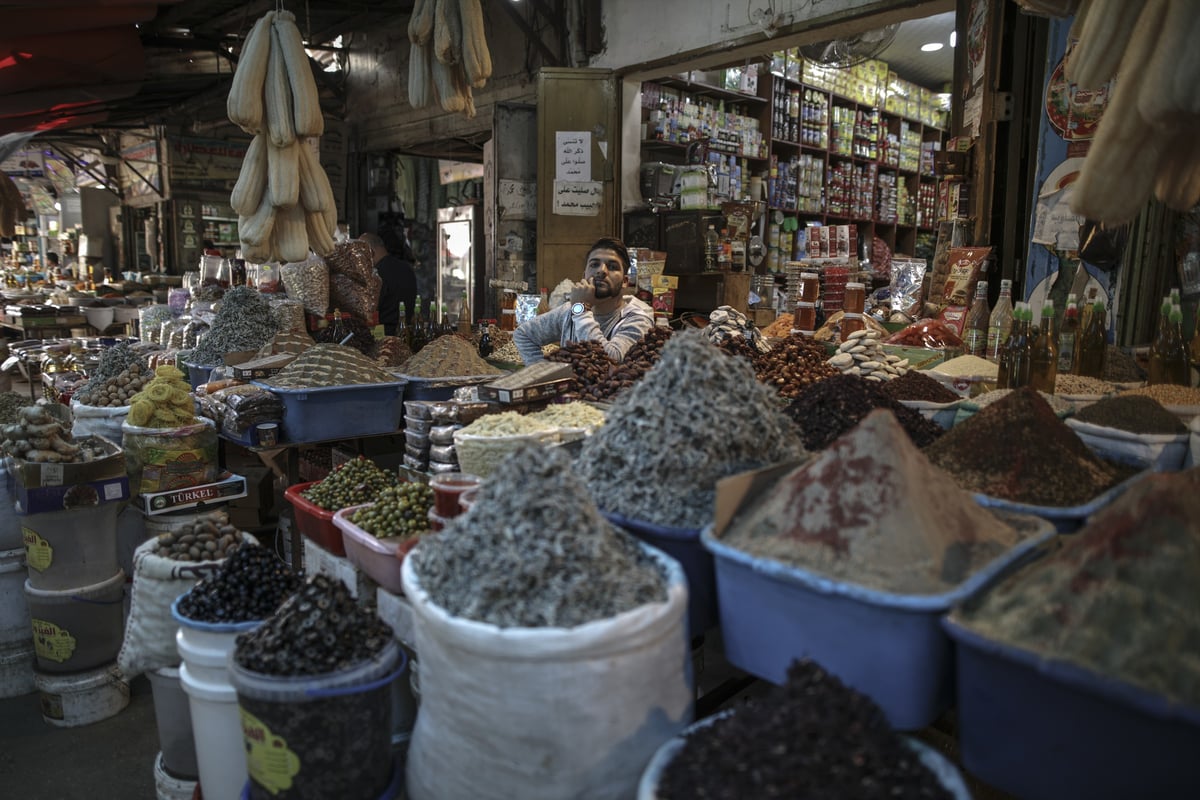 הצצה: כך נראה שוק אלזאוויה בעזה • צפו בגלריה