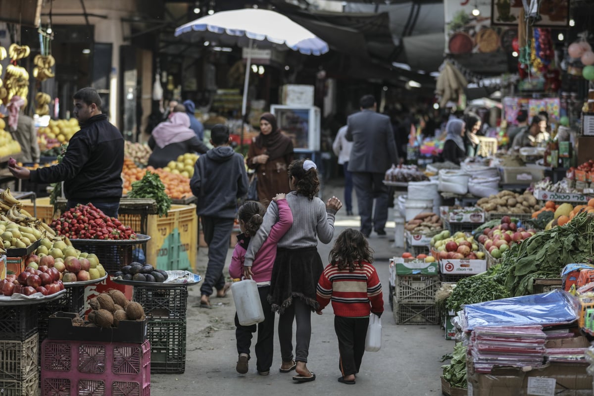 הצצה: כך נראה שוק אלזאוויה בעזה • צפו בגלריה