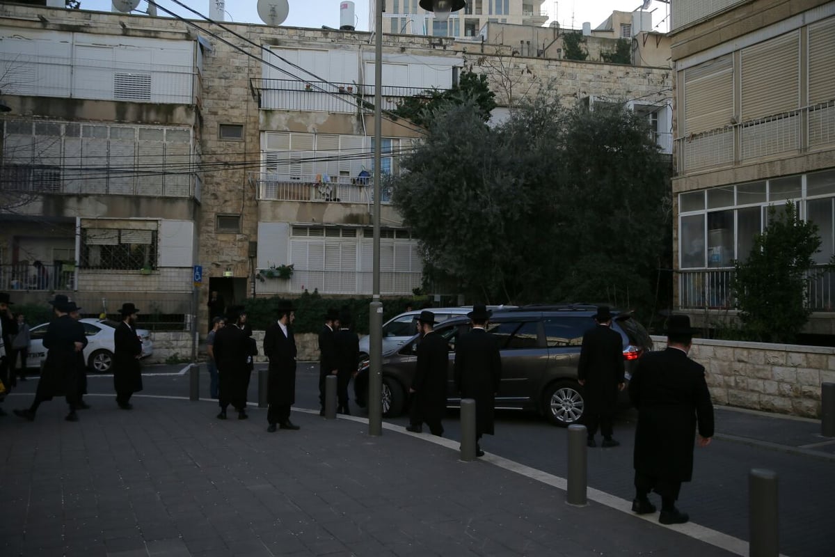 תיעוד: המועצת החסידית מתכנסת בירושלים