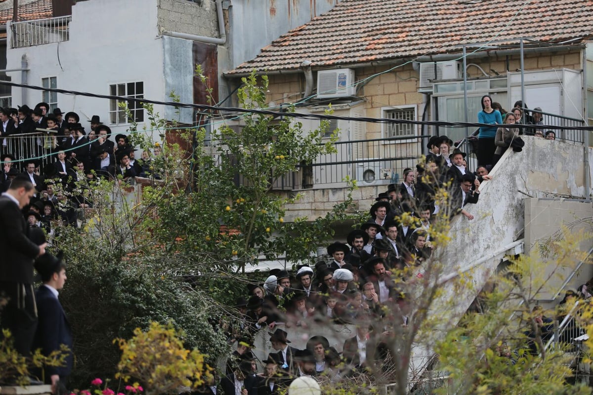 הלווית הגאון רבי שמואל  אוירבך זצ"ל • גלריה מתעדכנת