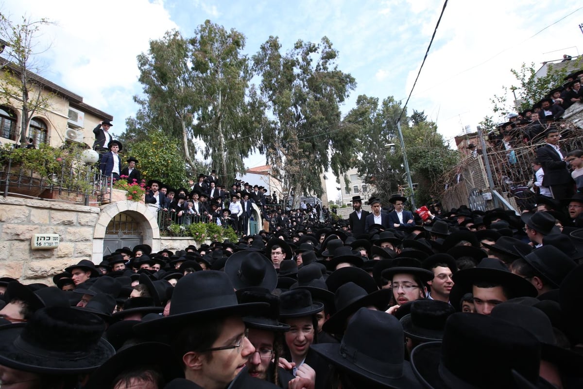 הלווית הגר"ש אוירבך זצ"ל • הגלריה של שלומי כהן