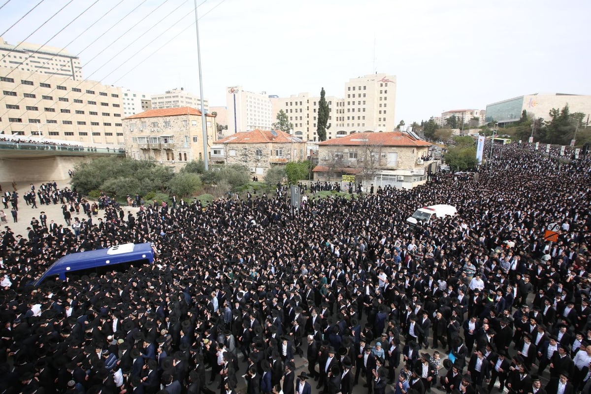 הלווית הגר"ש אוירבך זצ"ל • הגלריה של שלומי כהן