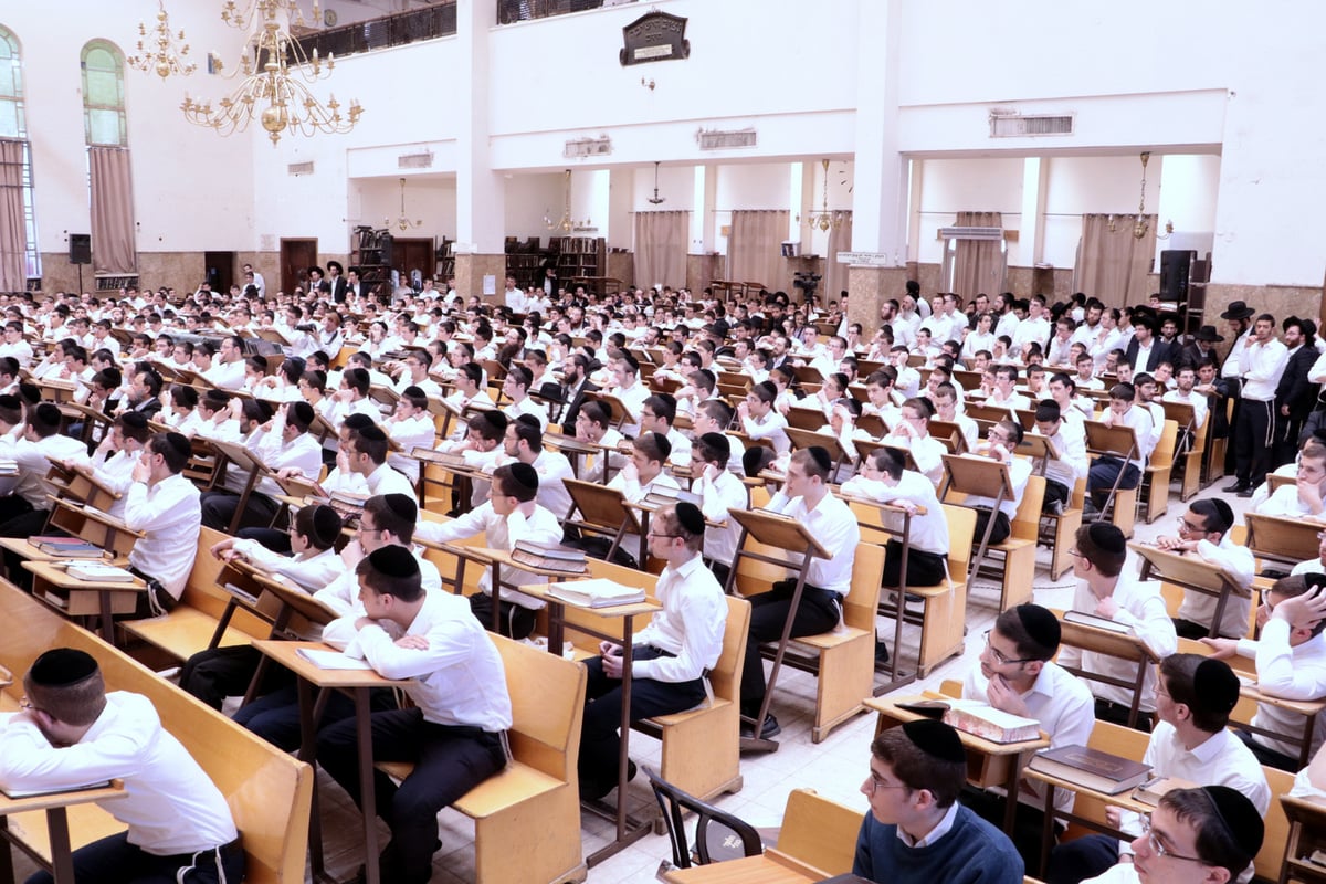 תיעוד: ההספד על הגר"ש אוירבך זצ"ל בפוניבז'