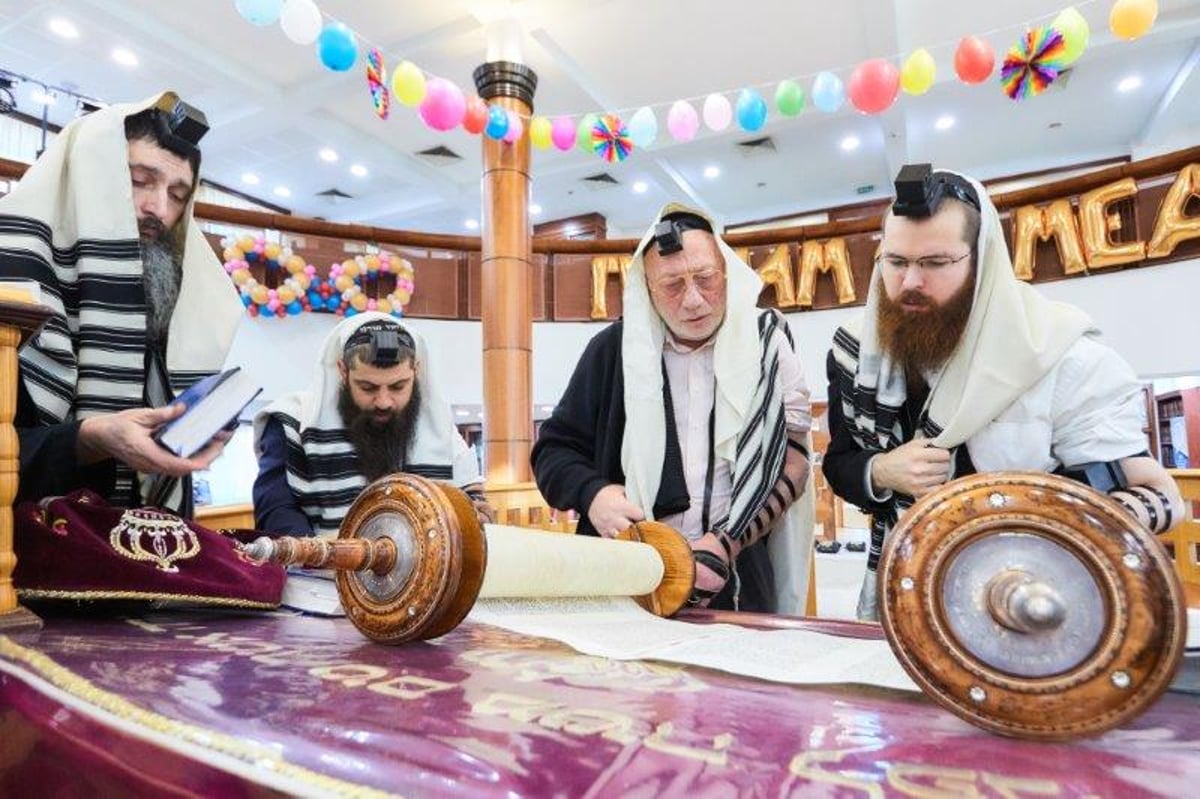 פורים במוסקבה: ממחצית השקל ועד שמחת החג • צפו