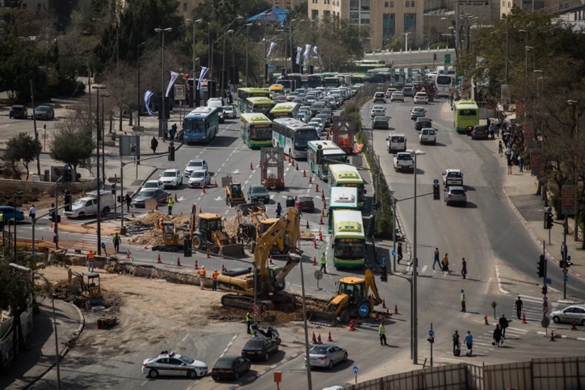 נתקעתם בפקקים בירושלים? זו הסיבה • צפו