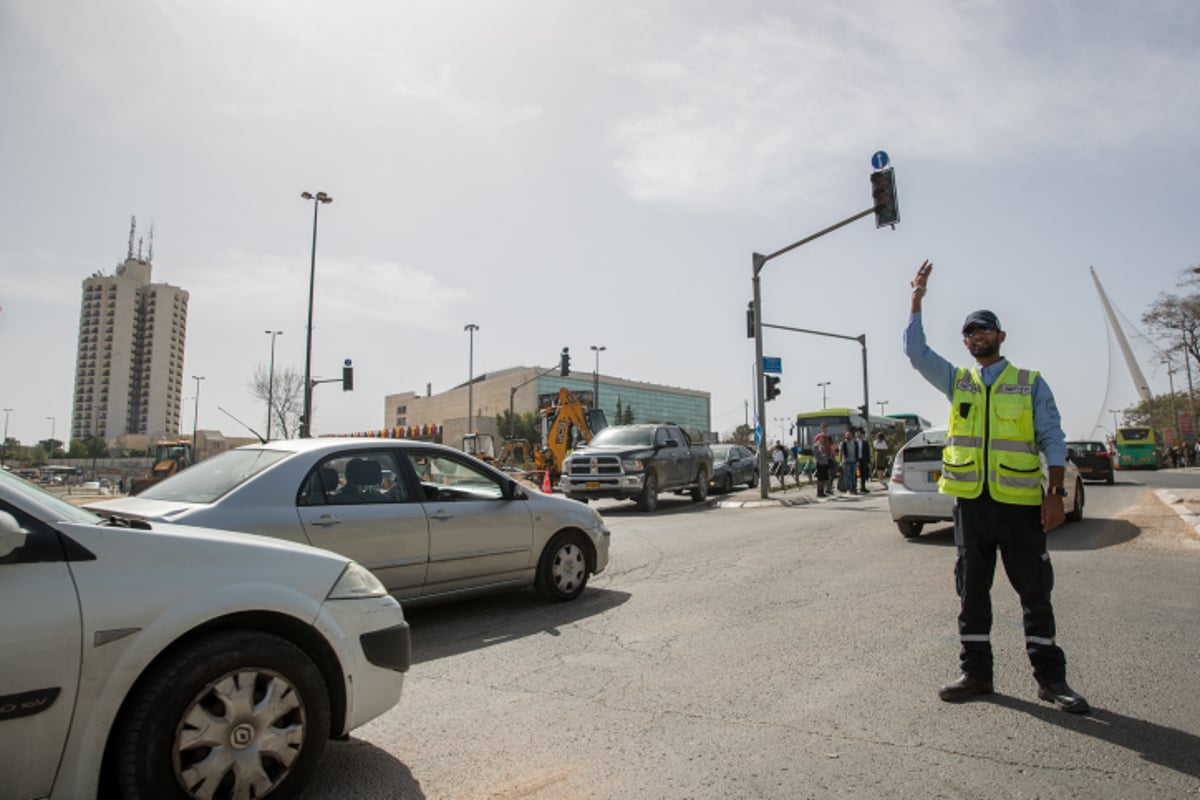 נתקעתם בפקקים בירושלים? זו הסיבה • צפו