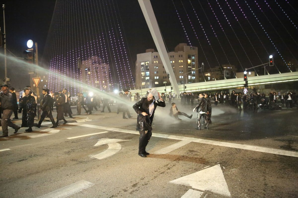 צפו במכת"זית • גלריית סיכום להפגנת הפלג