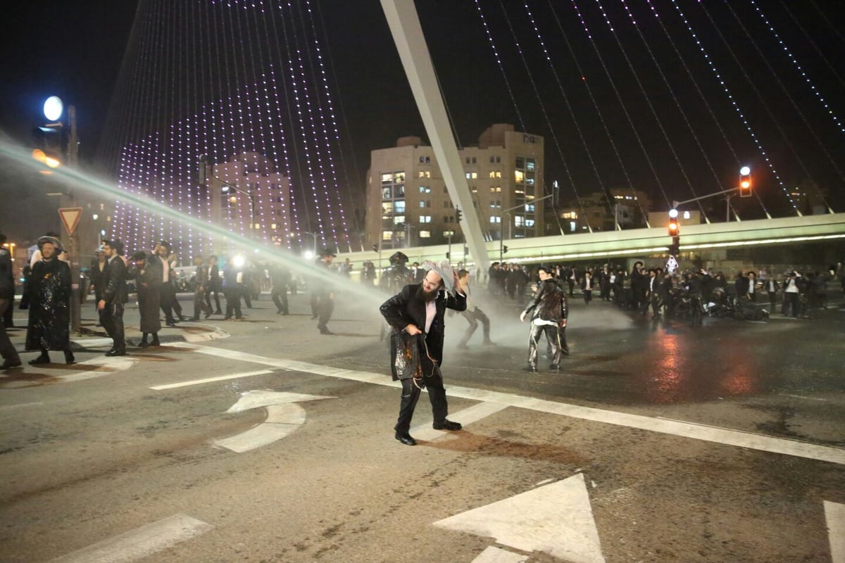 צפו במכת"זית • גלריית סיכום להפגנת הפלג