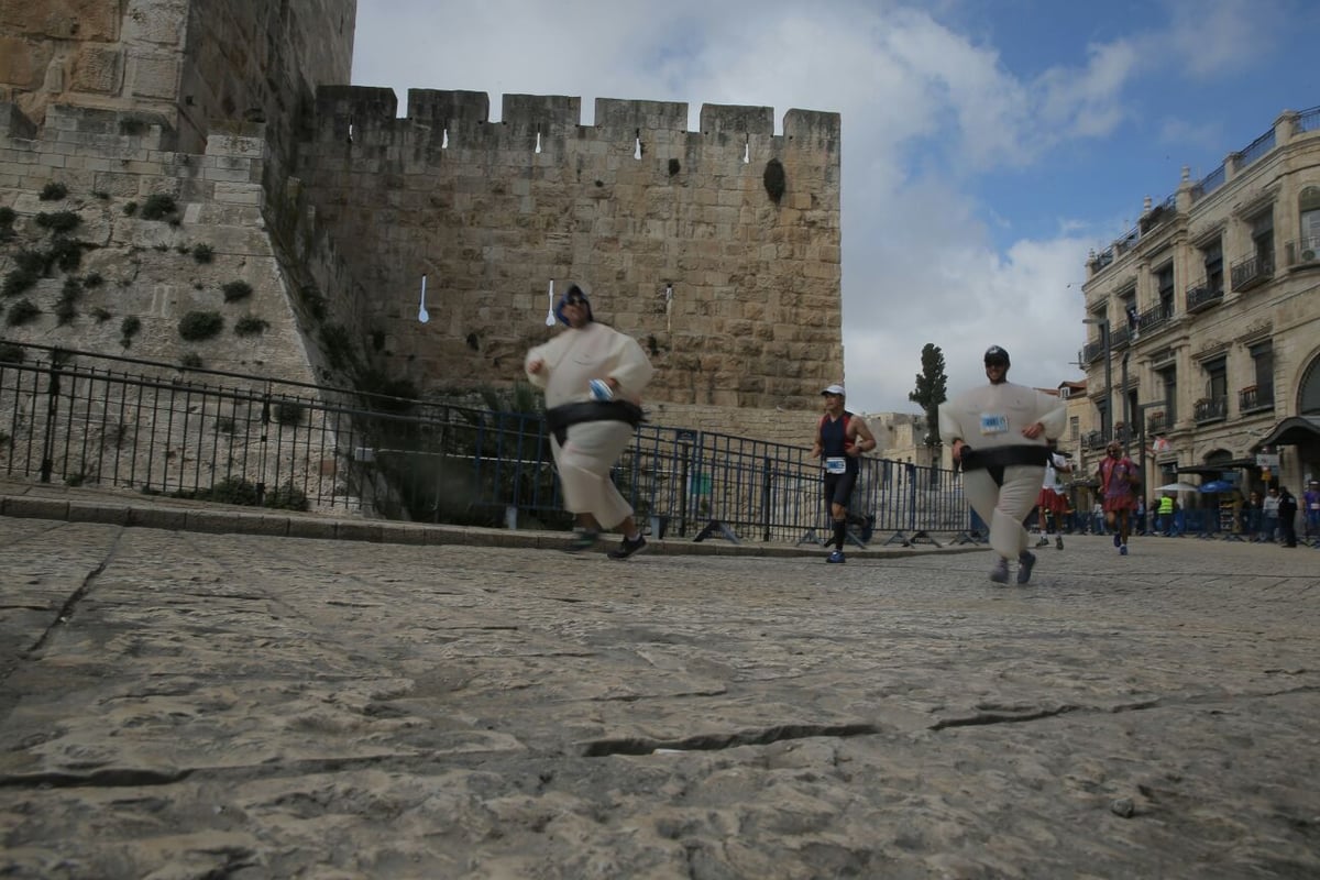 מרתון ירושלים: 30 אלף רצים  • צפו בגלריה