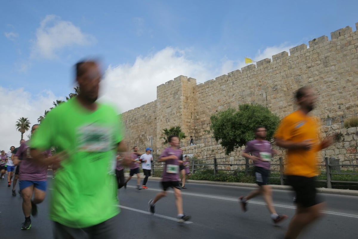 מרתון ירושלים: 30 אלף רצים  • צפו בגלריה