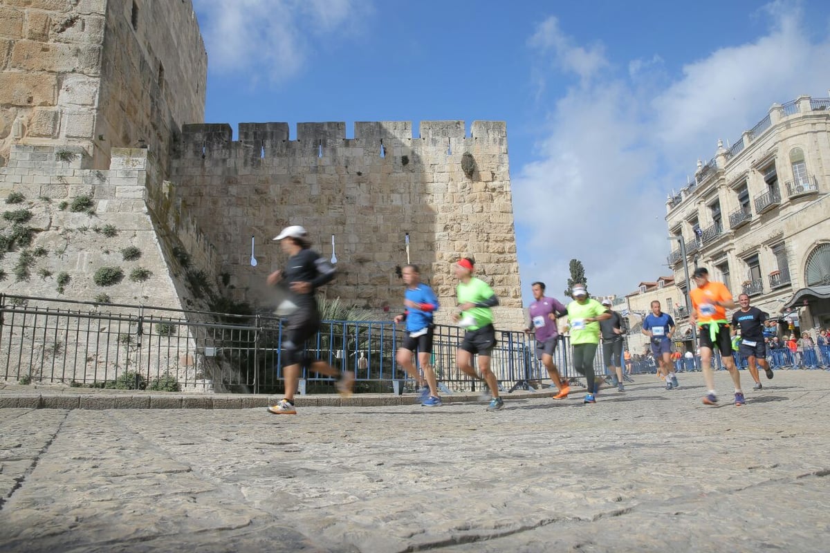 מרתון ירושלים: 30 אלף רצים  • צפו בגלריה