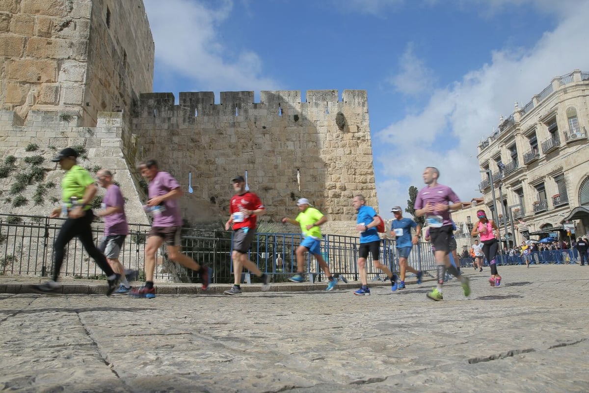 מרתון ירושלים: 30 אלף רצים  • צפו בגלריה