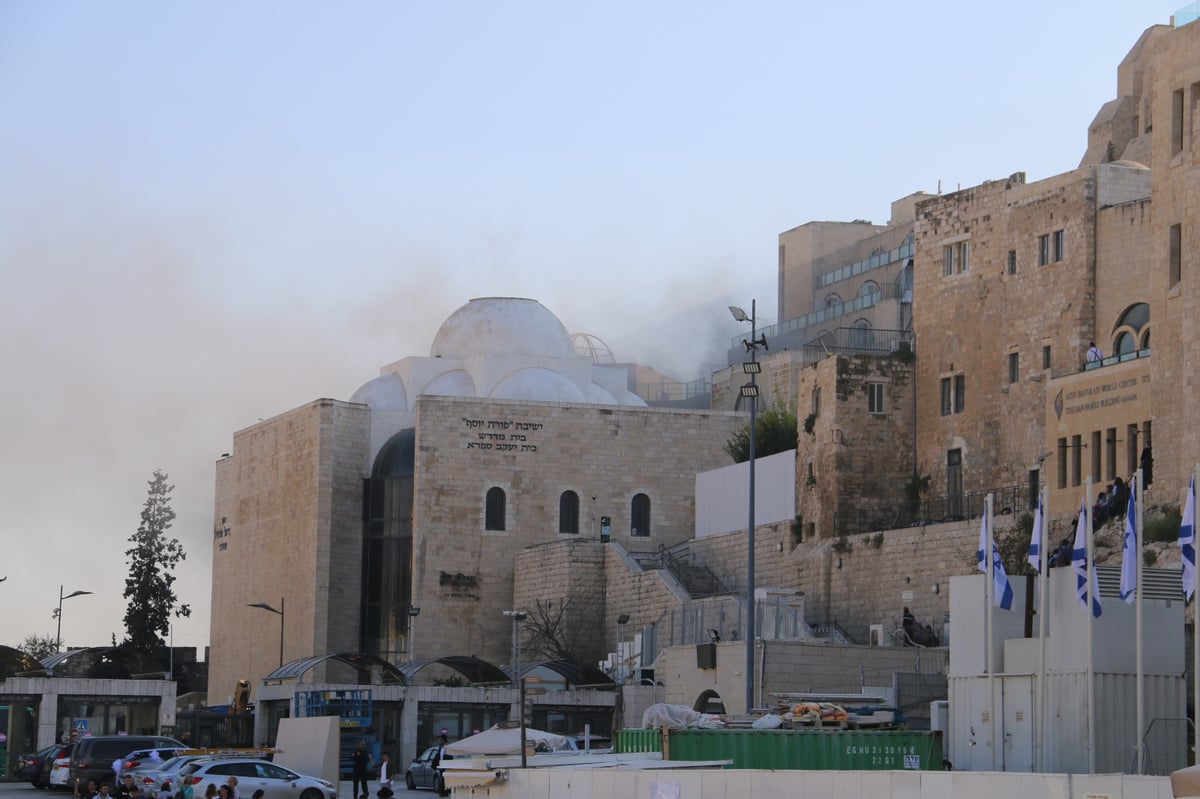 ירושלים: שריפה פרצה בישיבת 'פורת יוסף' בעיר העתיקה