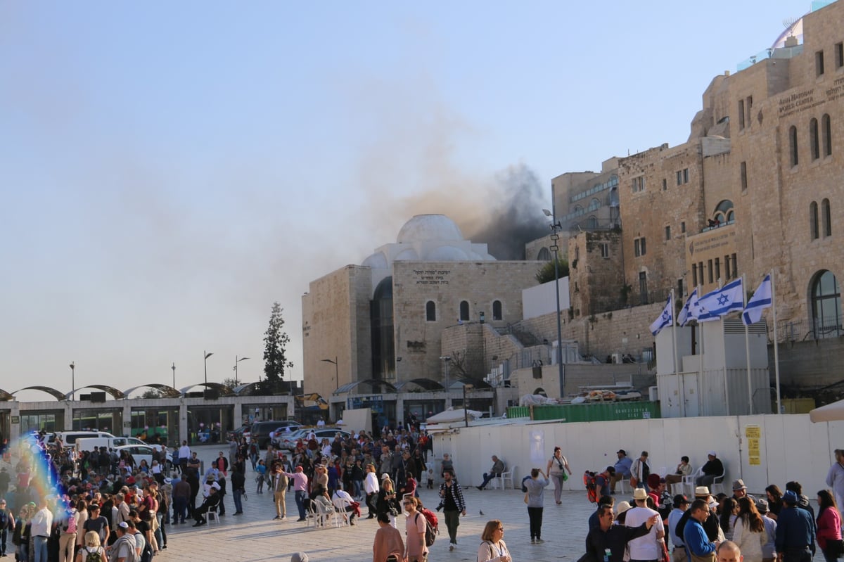 ירושלים: שריפה פרצה בישיבת 'פורת יוסף' בעיר העתיקה