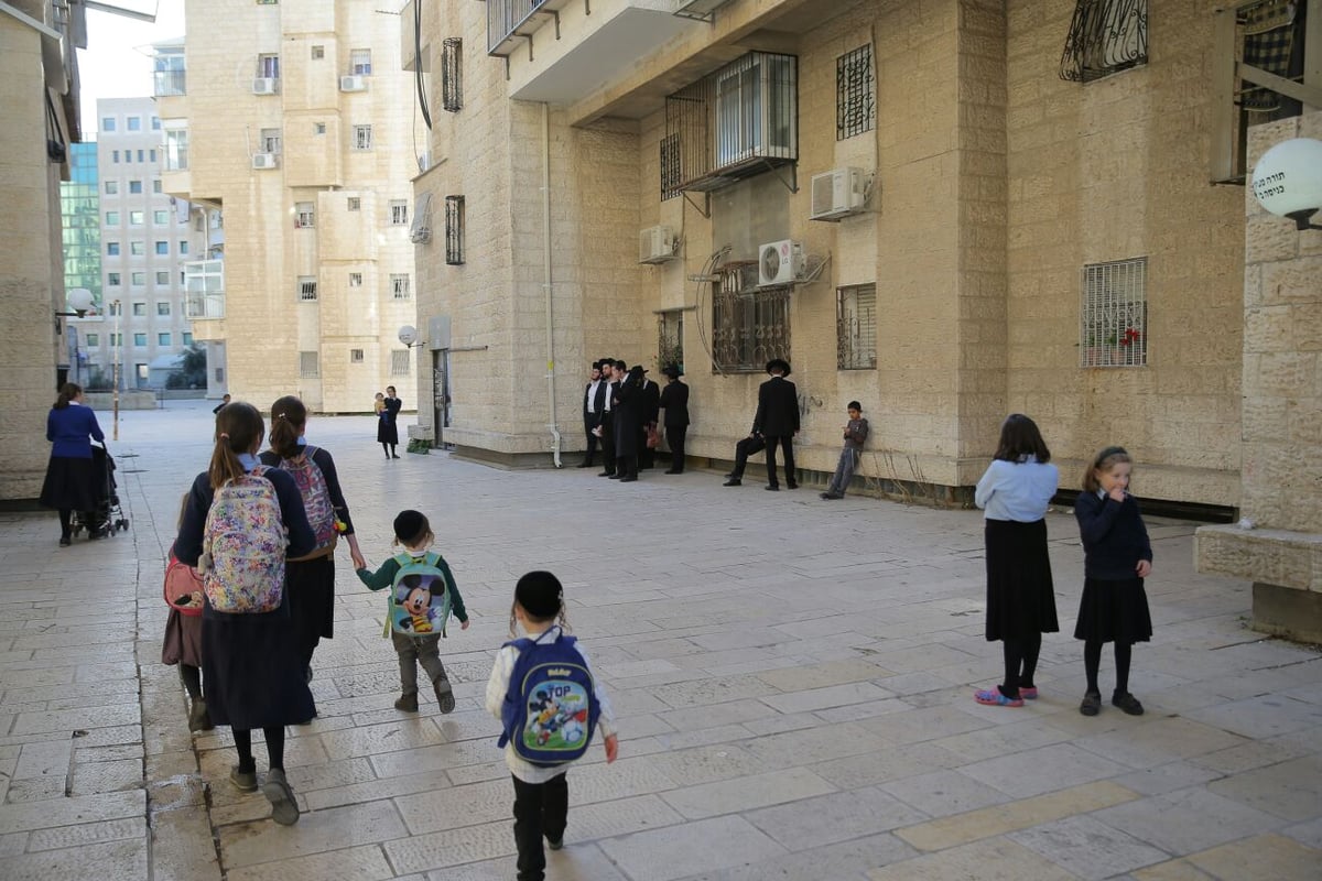 הפגין מול ביתו של מאיר פרוש ונעצר בגין פרשיות קודמות