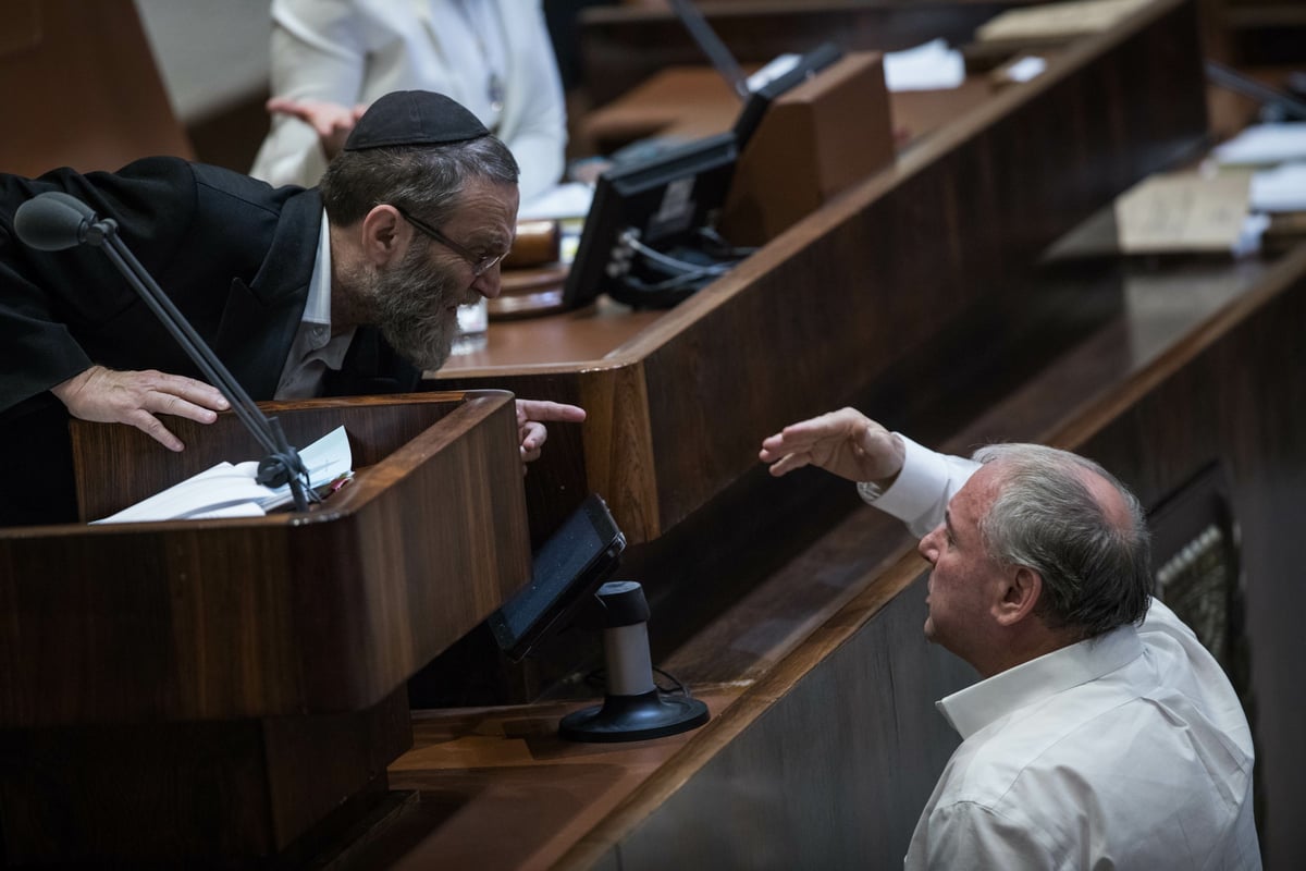 מהמשבר עד הפתרון • כך נראתה הכנסת