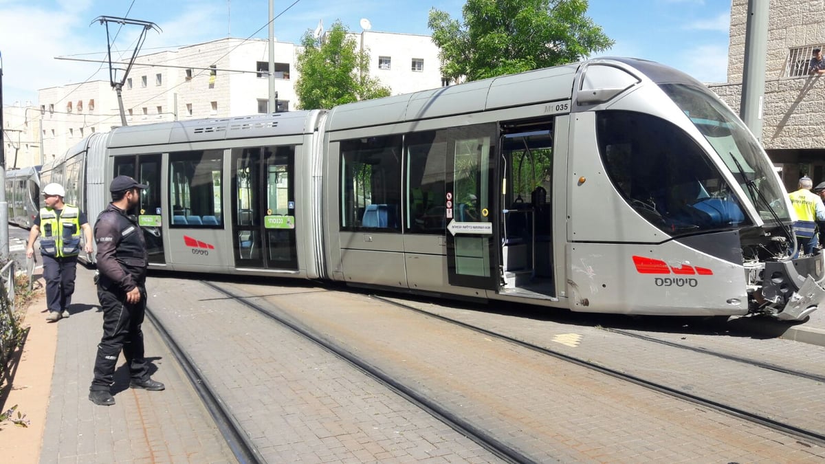 ירושלים: הרכבת הקלה ירדה מהפסים