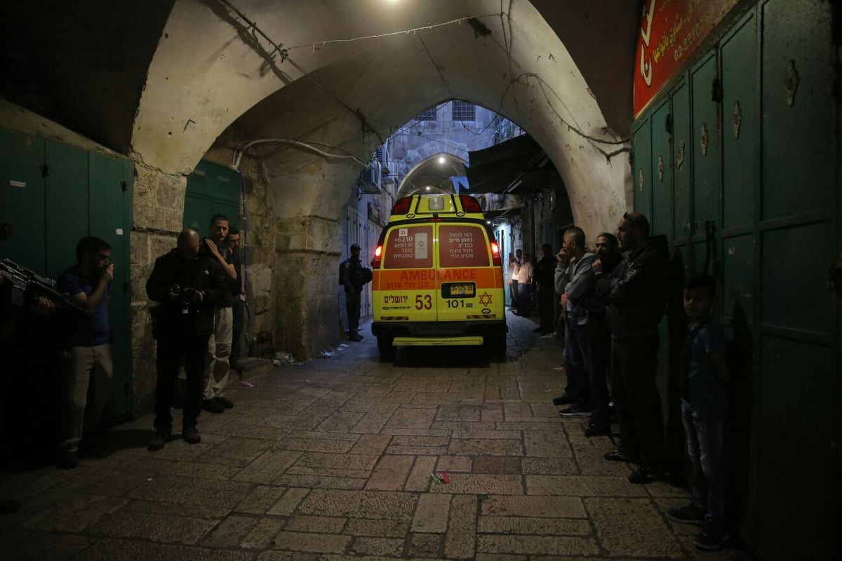 הרוג בפיגוע בעיר העתיקה בירושלים; המחבל נוטרל