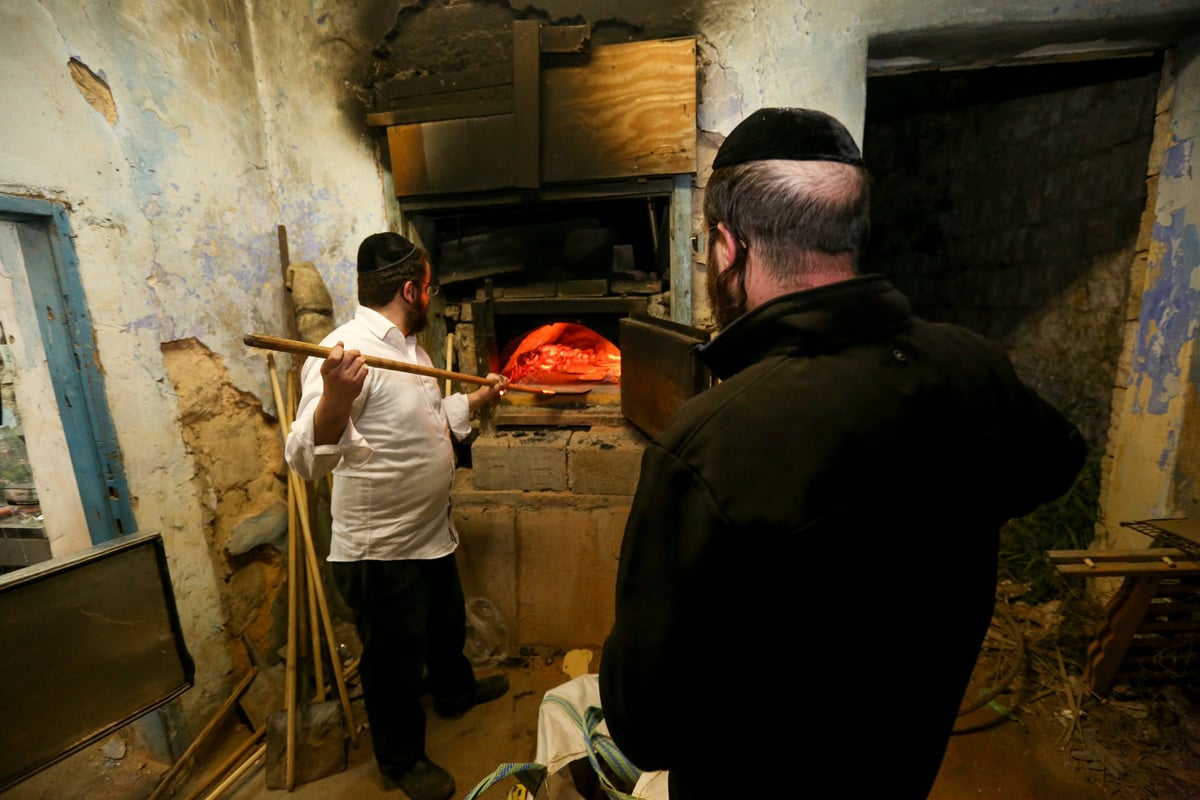 גלריה מרהיבה: כך מכינים מצות בצפת