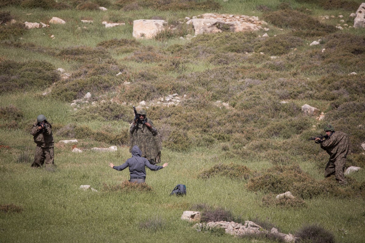 "פלסטיני" חדר לישראל ונלכד • צפו בתיעוד