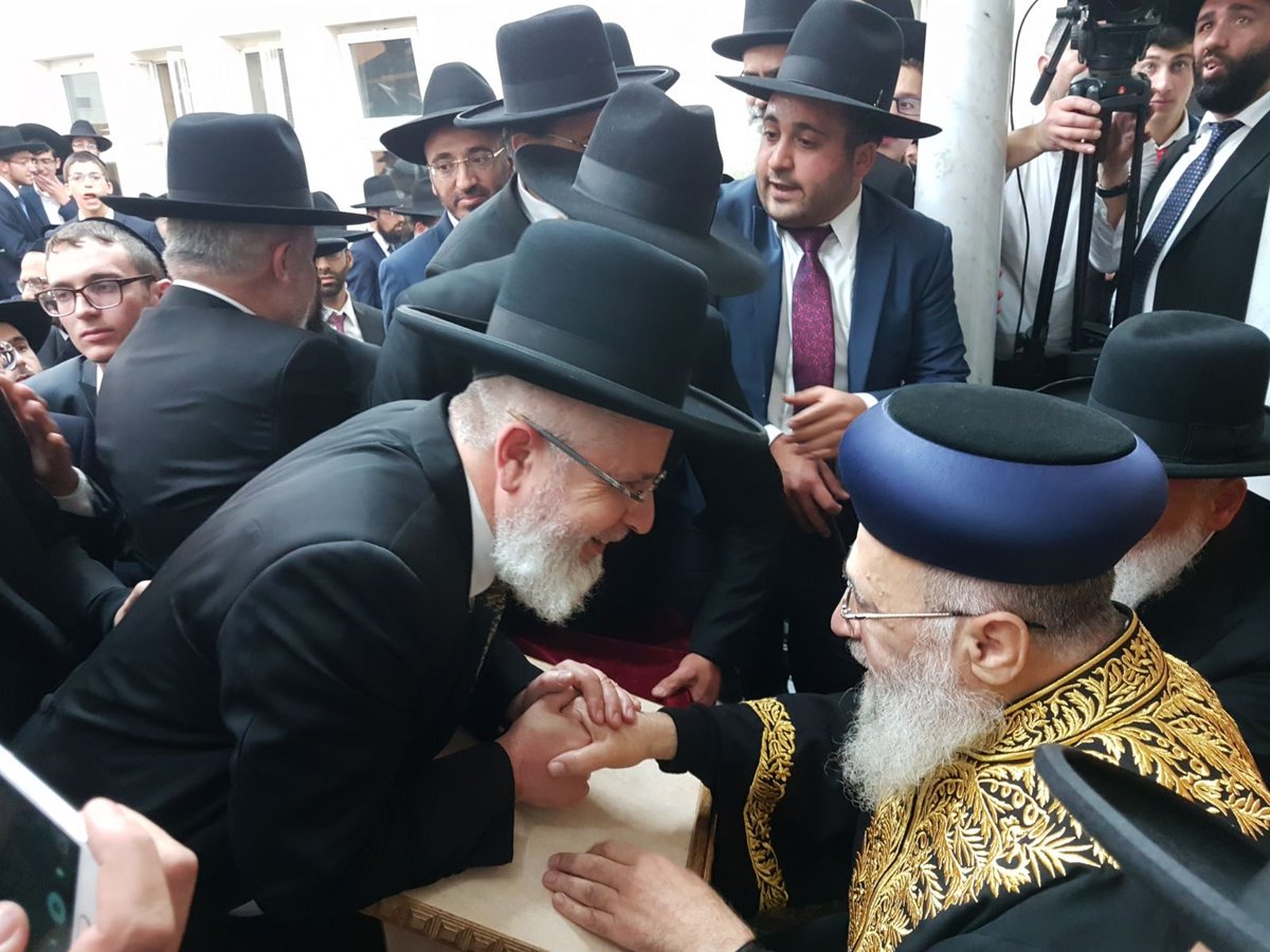 תיעוד: 'הקבלת פני רבו' לרב הראשי הגר"י יוסף