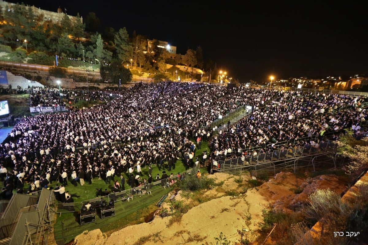 המונים ב'הקבלת פני רבו' לנשיא המועצת הגר"ש כהן